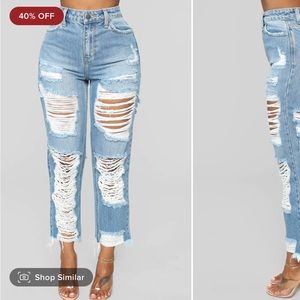 Fashion nova Distressed boyfriend jeans